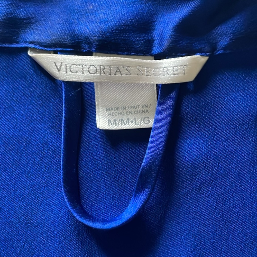 Victoria’s Secret royal blue satin kimono robe with Chantilly lace insert medium - Picture 3 of 8